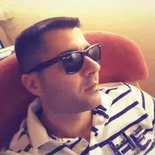 <em><strong>Carlos R.</strong></em>